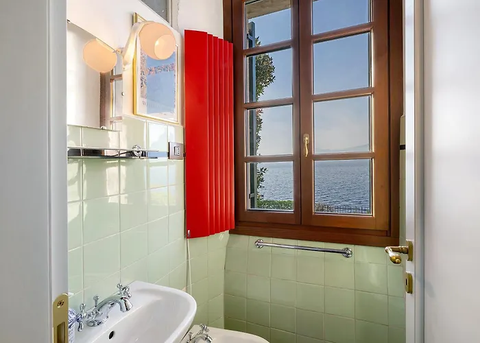 Charming With View Appartamento